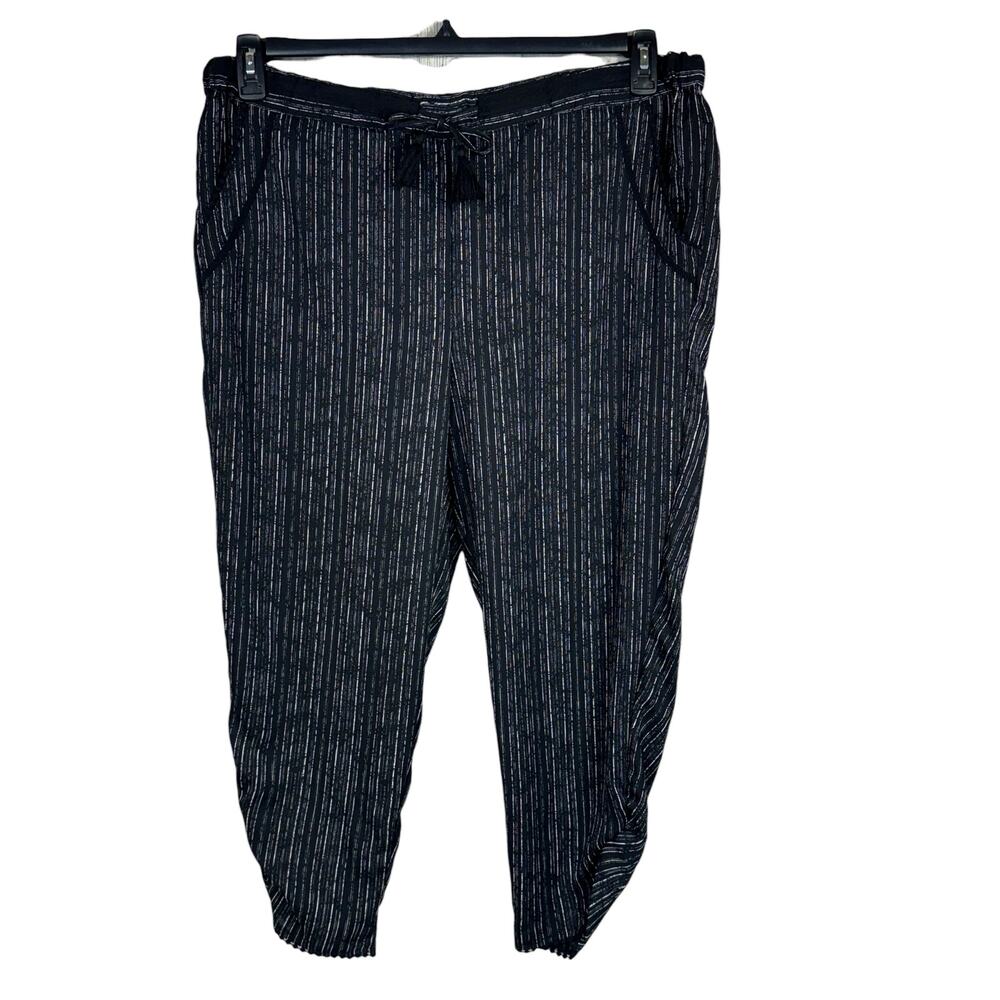 Maurices X-Large Cropped Pants Pull-On Lightweight Pockets Striped Drawstring